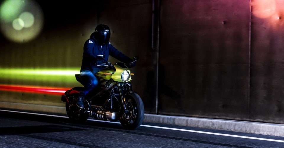 Harley-Davidson, le fil sous tension en moto électrique!