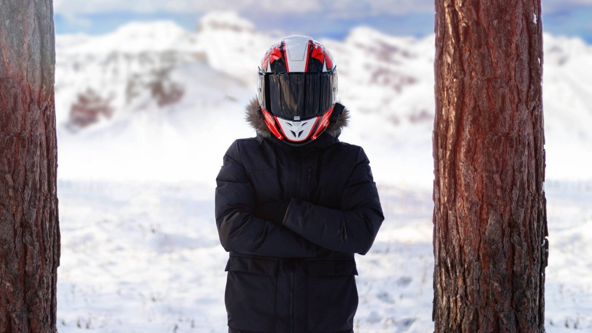Comment bien choisir un équipement moto hiver