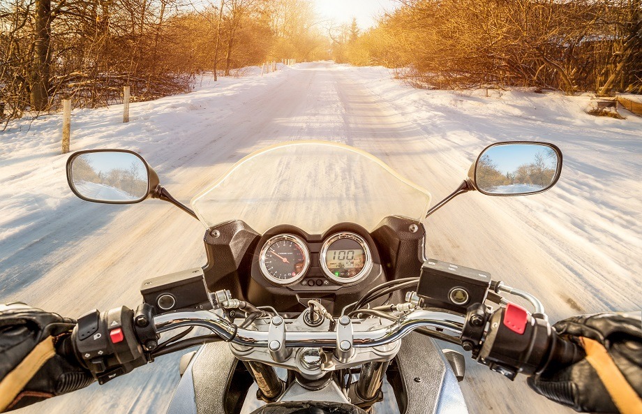 Comment éviter les pièges de l’hiver à moto