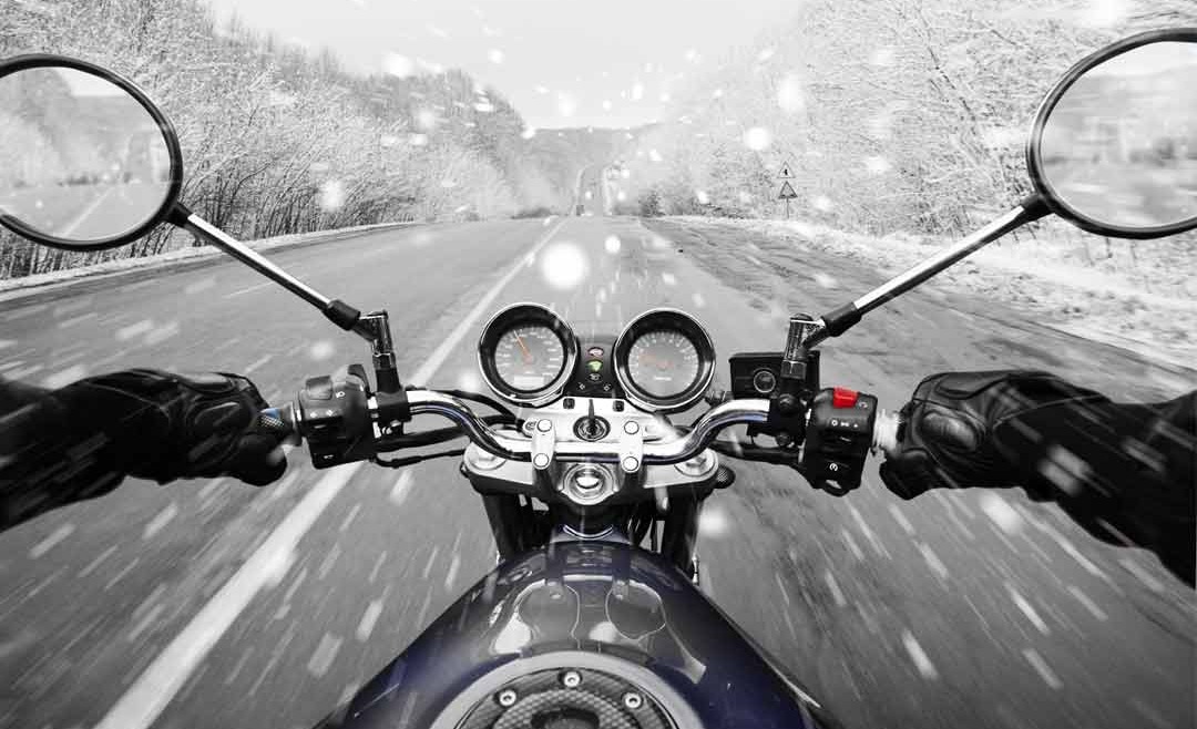 Comment se protéger en hiver à moto ?